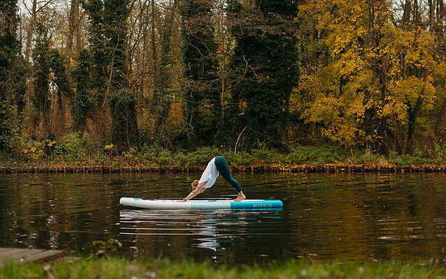 SUP-Yoga auf dem Alten Rhin