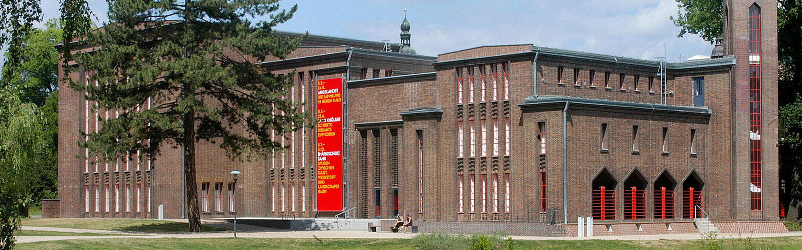Brandenburgisches Landesmuseum für Moderne Kunst - Dieselkraftwerk Cottbus,
        
    

        
        
            Foto: Marlies Kross