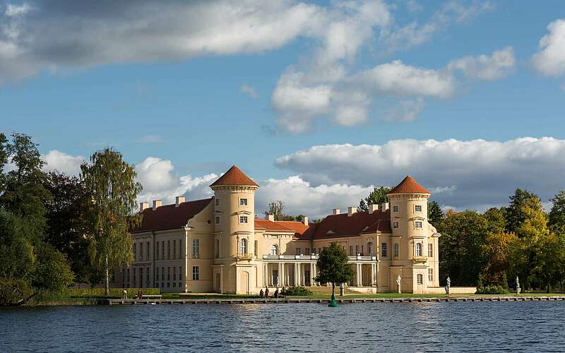 



        
            Schloss Rheinsberg,
        
    

        Foto: TMB-Fotoarchiv/Yorck Maecke
    