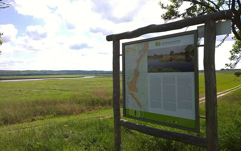 



        
            Hinweisschild im Nationalpark Unteres Odertal ,
        
    

        Foto: TMB-Fotoarchiv/Matthias Fricke
    