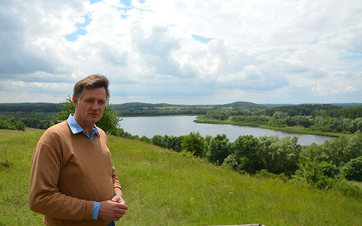 Ludolf von Maltzan leitet seit 2006 als Geschäftsführer die Geschicke auf dem Demeter-Betrieb in Brodowin.