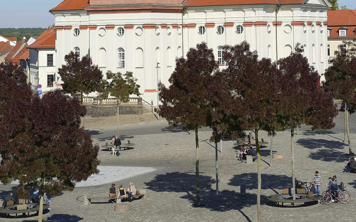 Marktplatz mit Stadtkirche in Neustrelitz