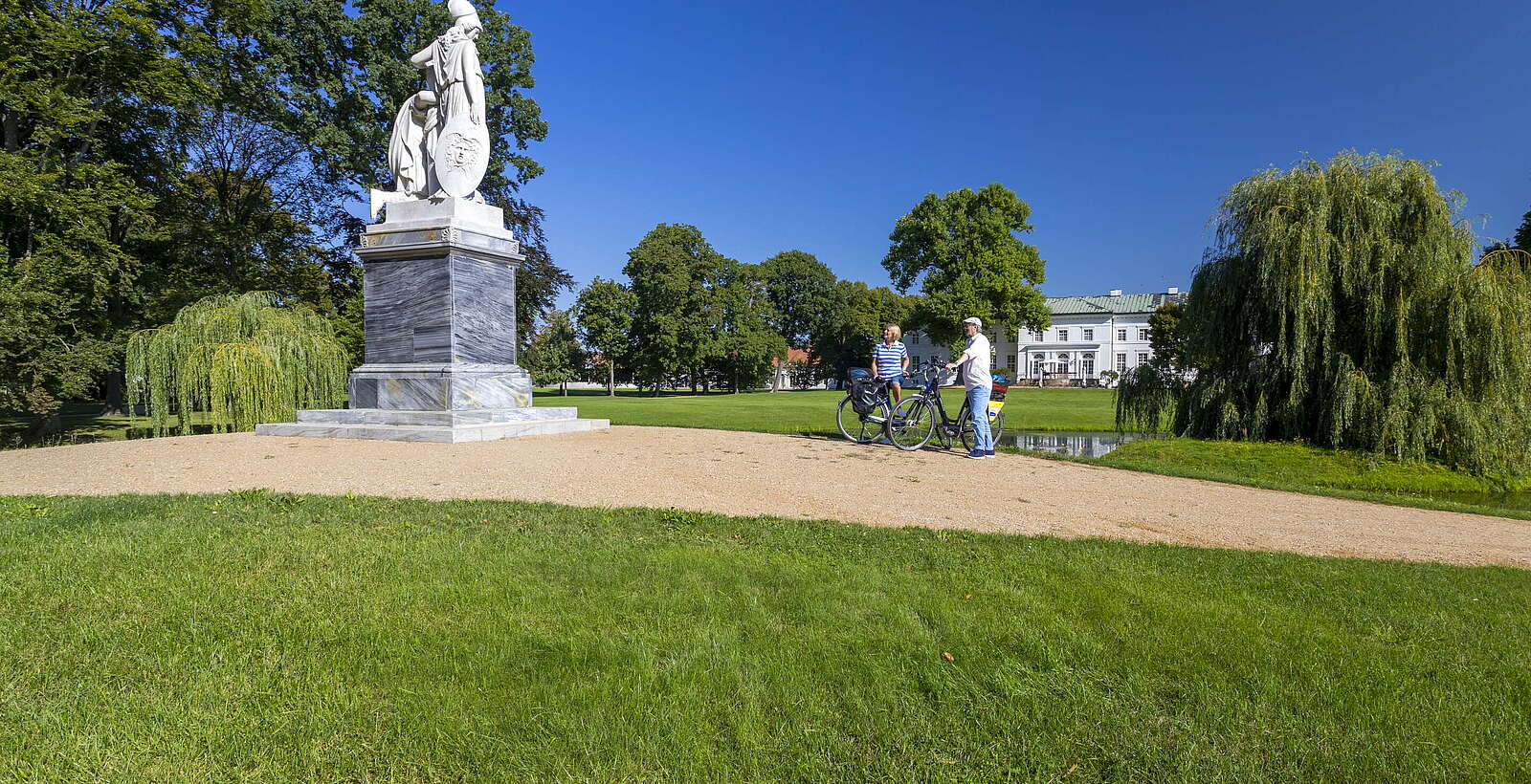 Schlosspark Neuhardenberg,
        
    

        Foto: TMB-Fotoarchiv/Andreas Franke