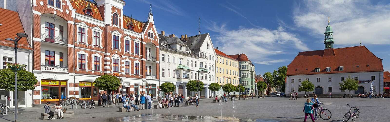 Marktplatz in Finsterwalde,
        
    

        Foto: Landkreis Elbe-Elster/Andreas Franke