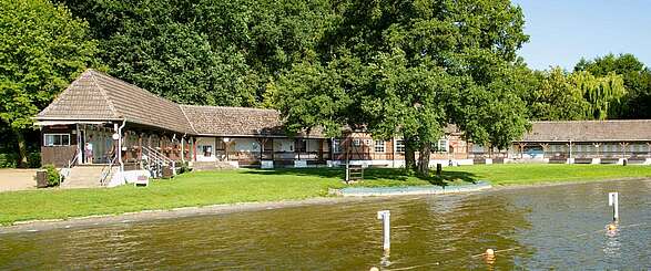 Jahnbad Neuruppin: Baden im Ruppiner See