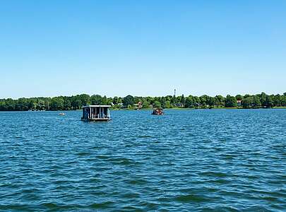 Hausboot auf dem Ruppiner See