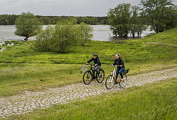 Camper Abenteuer am großen Fluss