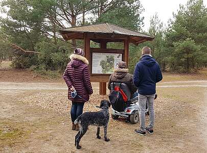 Infotafel im Wildgehege Glauer Tal