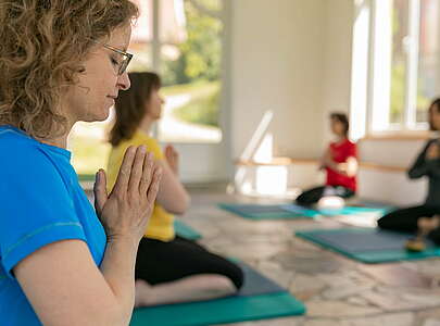 Yoga im ahead Burghotel