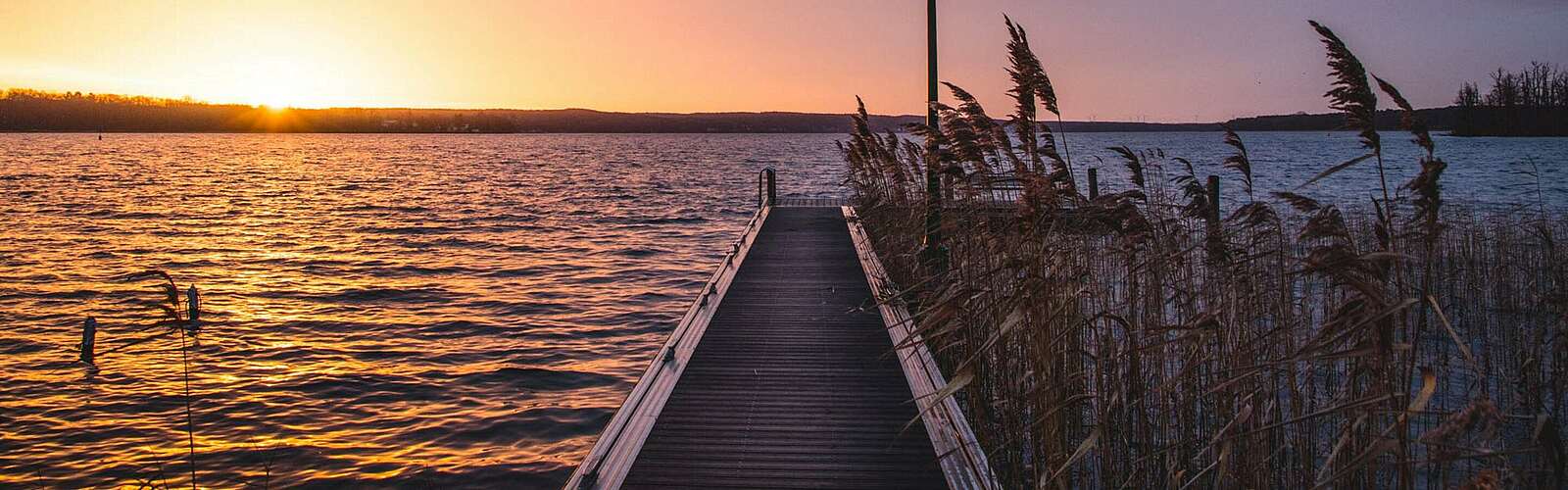 Sonnenaufgang am Scharmützelsee,
        
    

        Foto: TMB-Fotoarchiv/Inka Chall