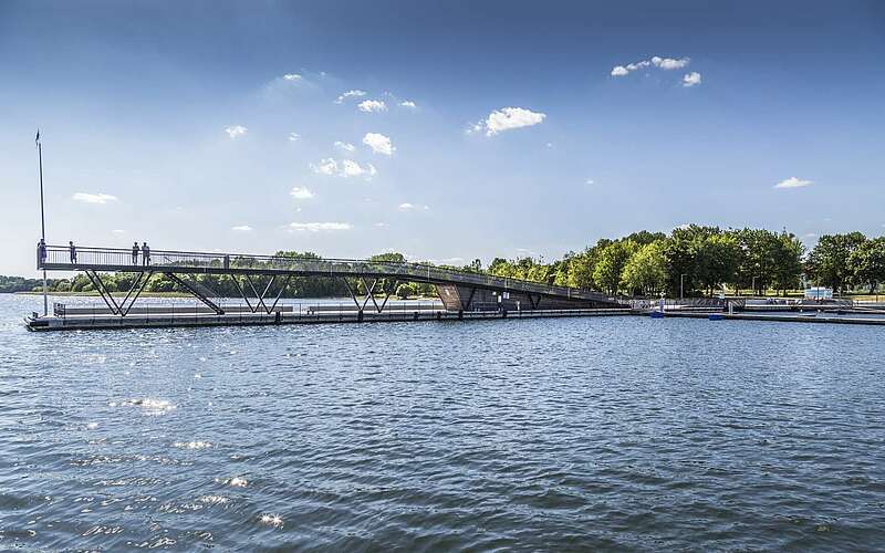 



        
            Seebrücke Stadthafen Senftenberg,
        
    

        Foto: TMB-Fotoarchiv/Steffen Lehmann
    