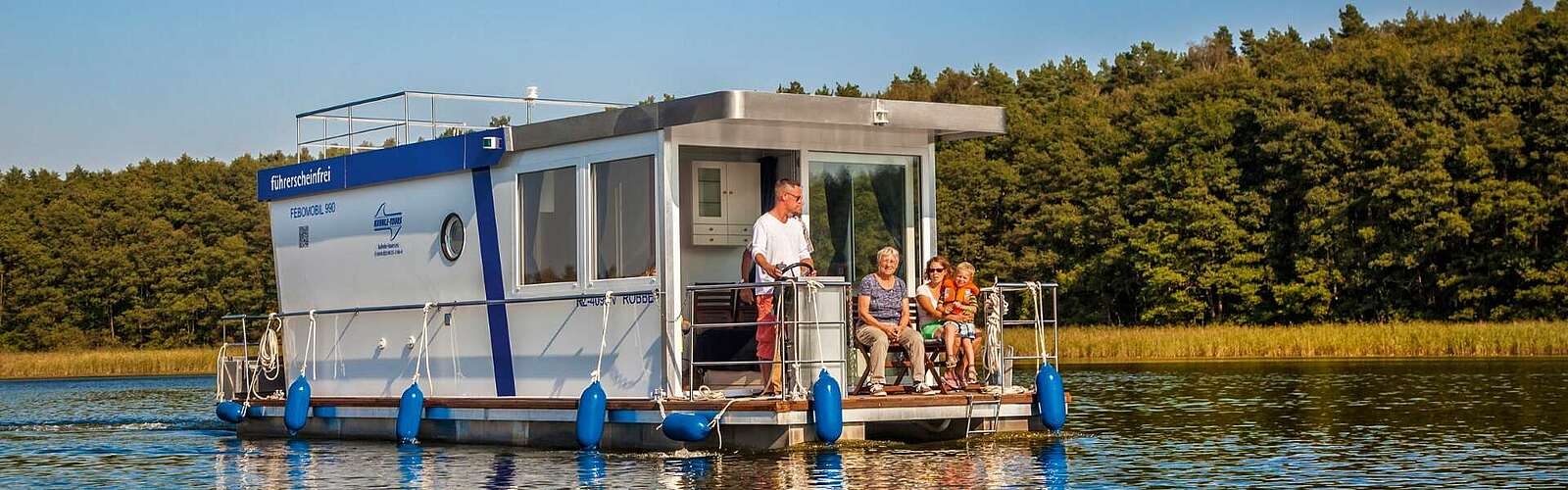 Ferien auf dem Wasser im Febomobil,
        
    

        
            Foto: Kuhnle Tours