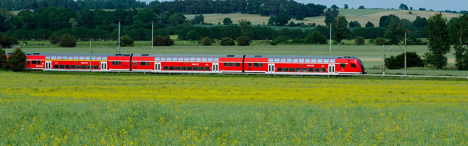 Regionalexpress von DB Regio Nordost,
        
    

        Foto: TMB-Fotoarchiv/Günter Jazbec