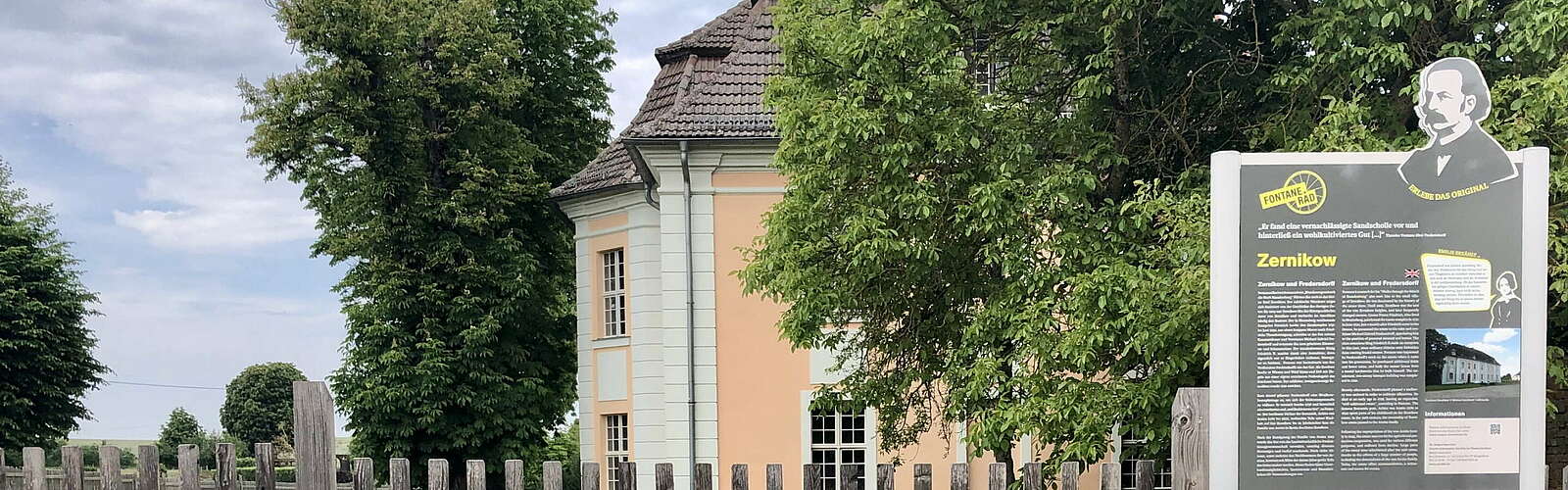 Zernikow Manor House,
        
    

        Picture: Tourismusverband Ruppiner Seenland e.V./Itta Olaj