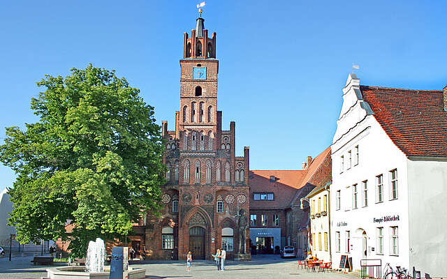 Altstädtischer Markt mit Roland Brandenburg an der Havel