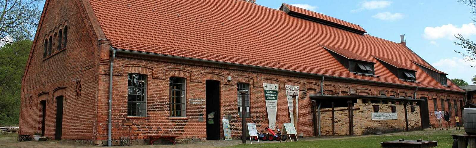 Museumsgebäude der Baruther Glashütte,
        
    

        Foto: Tourismusverband Fläming e.V./Alexandra Michel