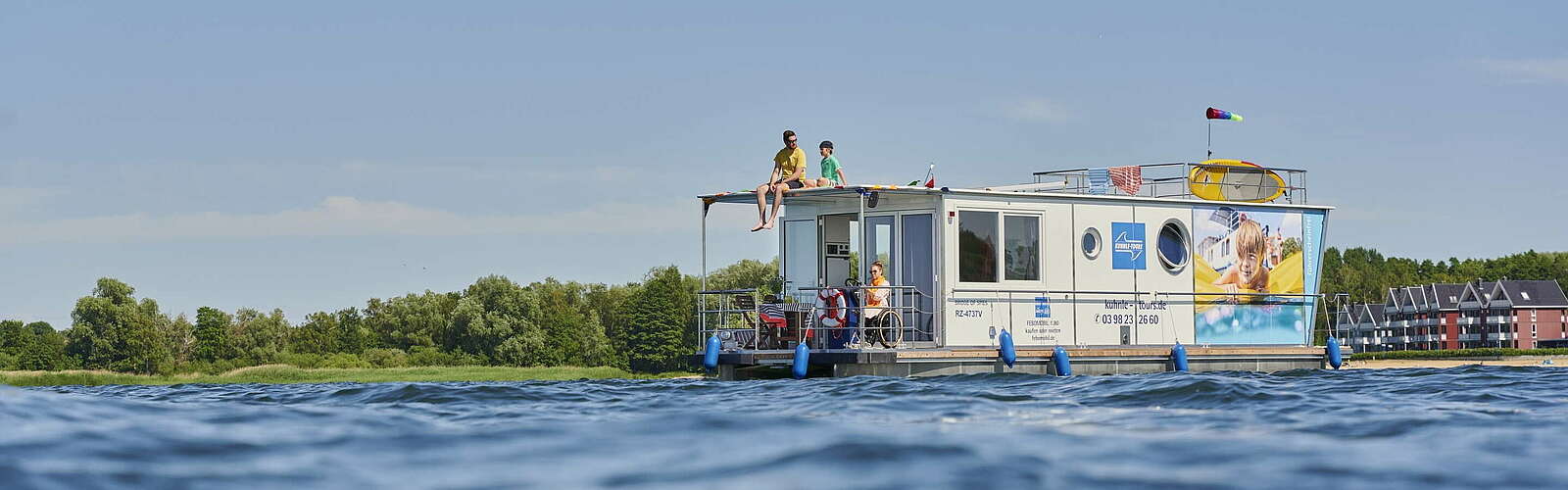 Hausboot-Tour mit Kuhnle-Tours,
        
    

        Foto: DZT/Jens Wegener