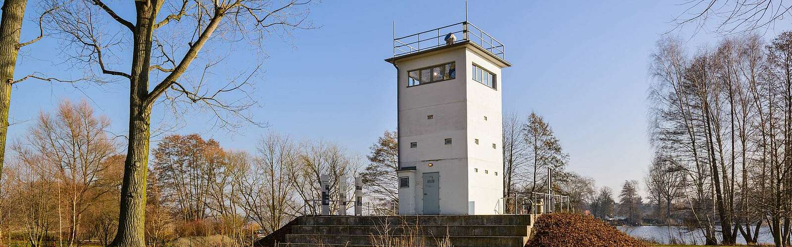 Grenzturm Nieder Neuendorf,
        
    

        Foto: Stadtarchiv Henningsdorf/Frank Liebke