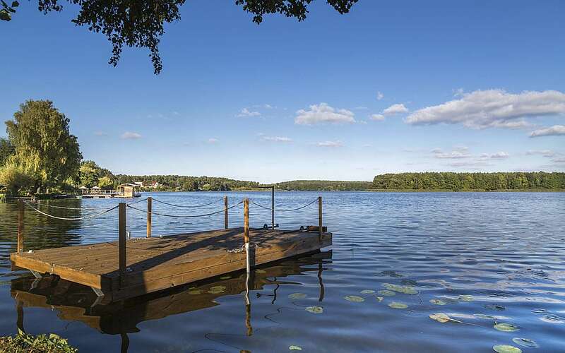 



        
            Oberpfuhlsee bei Lychen ,
        
    

        Foto: TMB-Fotoarchiv/Steffen Lehmann
    