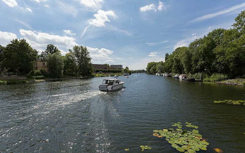 



        
            Mit dem Boot unterwegs in Brandenburg an der Havel,
        
    

        Foto: TMB-Fotoarchiv/Steffen Lehmann
    