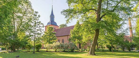 Auf den Spuren von Fontane in Ribbeck und Paretz