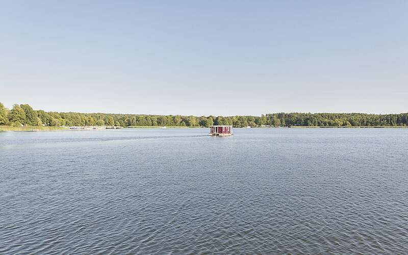 



        
            Hausboot auf dem Stolpsee ,
        
    

        Foto: TMB-Fotoarchiv/Steffen Lehmann
    