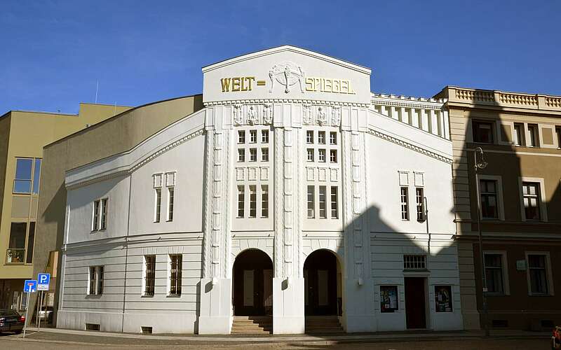 



        
            Filmtheater Weltspiegel in Cottbus,
        
    

        Foto: TMB-Fotoarchiv/Matthias Schäfer
    