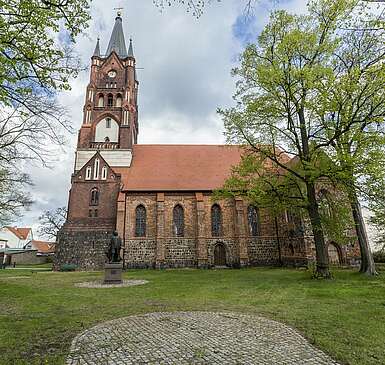 Kirchen, Klöster & Burgen