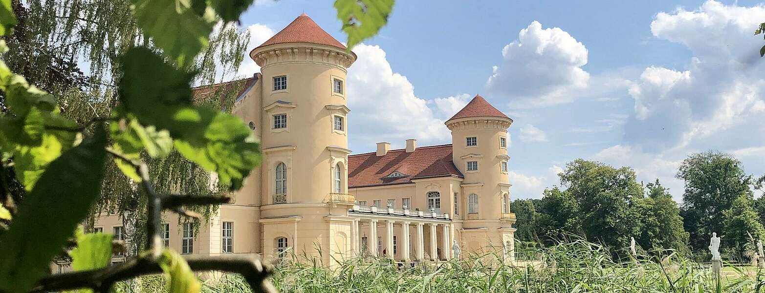 Verträumtes Schloss Rheinsberg ,
        
    

        Picture: Tourismusverband Ruppiner Seenland e.V./Itta Olaj