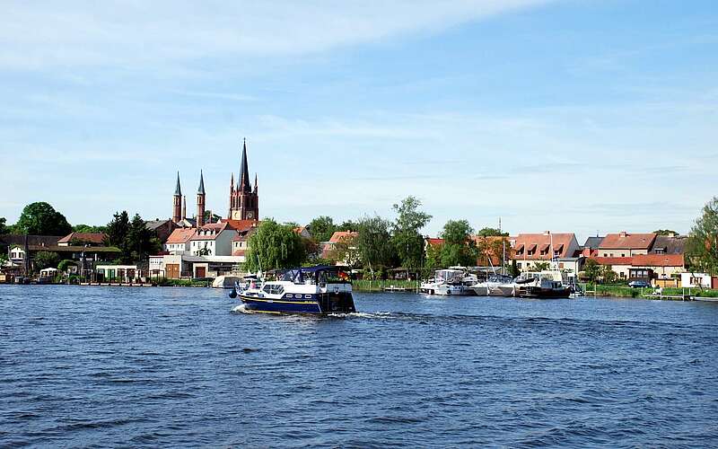 



        
            Altstadtinsel Werder (Havel),
        
    

        
            Foto: Tourismusverband Havelland e.V.
        
        
    