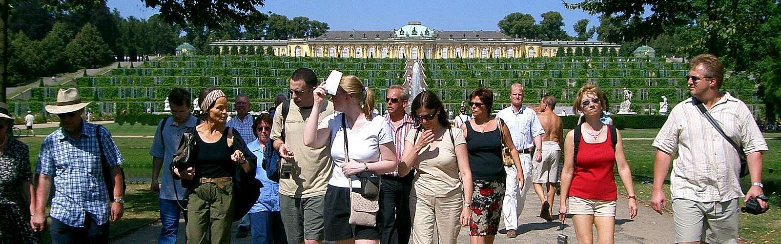 Gruppenführung im Park Sanssouci,
        
    

        Foto: TMB-Fotoarchiv/Geertje Wieck