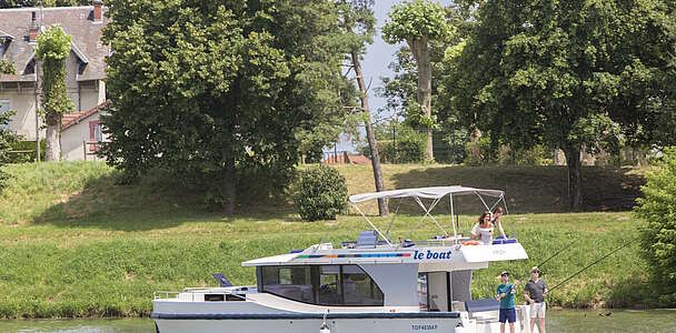 Le Boat Modell Horizon 1 Außenansicht