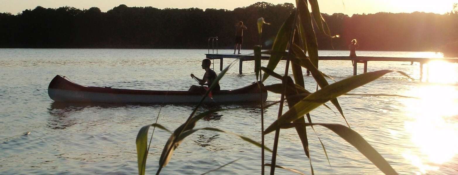 Kanu auf dem Ruppiner See,
        
    

        Picture: Tourismusverband Ruppiner Seenland e.V./Judith Kerrmann