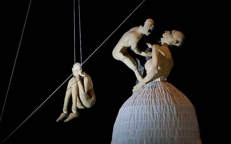 



        
            Unidram Theaterfestival Potsdam,
        
    

        Foto: DudaPaiva Company/Blind/Patrick Argirakis
    