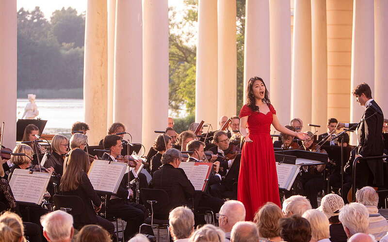 



        
            Eine Preisträgerin bei der Operngala 2022,
        
    

        Foto: Musikkultur Rheinsberg gGmbH/Uwe Hauth
    