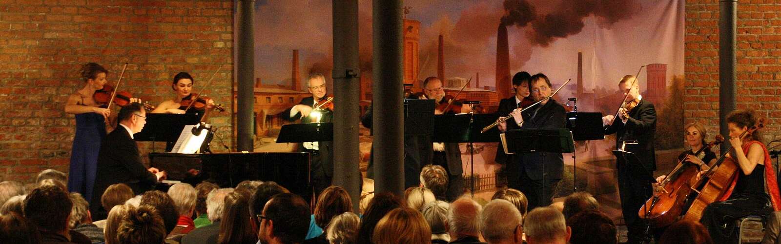 Konzert auf dem Landgut Stober,
        
    

        Foto: Havelländische Musikfestspiele gGmbH/Timo Fox