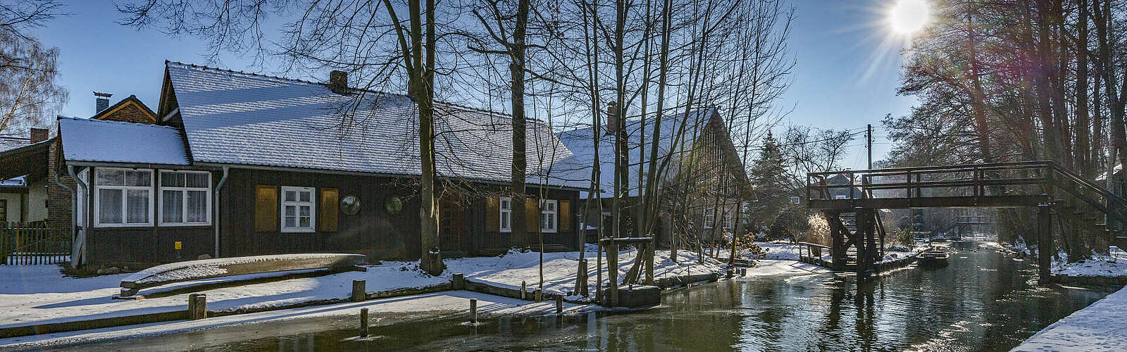 Winterliches Lehde im Spreewald,
        
    

        Foto: TMB-Fotoarchiv/Steffen Lehmann