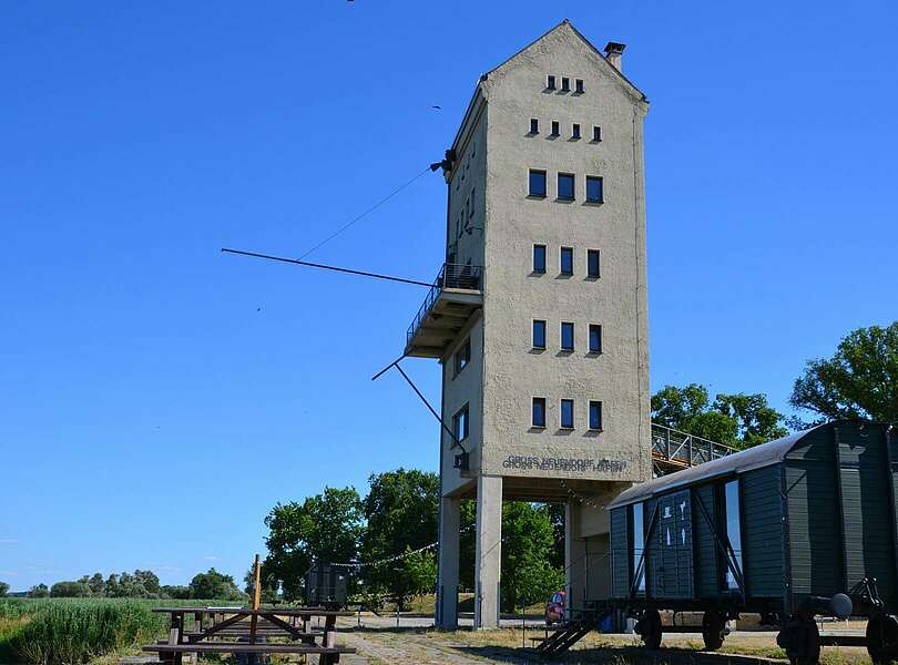 Verladeturm Hafen Groß Neuendorf