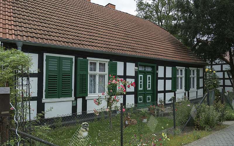 



        
            Kolonistenhaus in Neulietzegöricke,
        
    

        Foto: TMB-Fotoarchiv/Steffen Lehmann
    