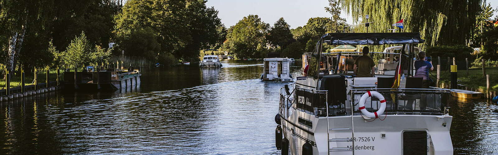 Hausboote auf dem Kanal,
        
    

        Foto: TMB-Fotoarchiv/Madlen Krippendorf
