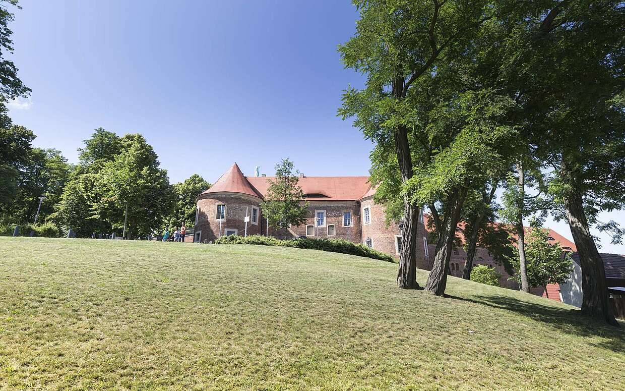 Burg Eisenhardt mit Parkanlage