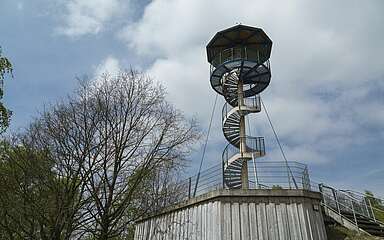 



    
        
                Aussichtsturm lehmann 20170503 11A1276
            
        
                
                
            
    
