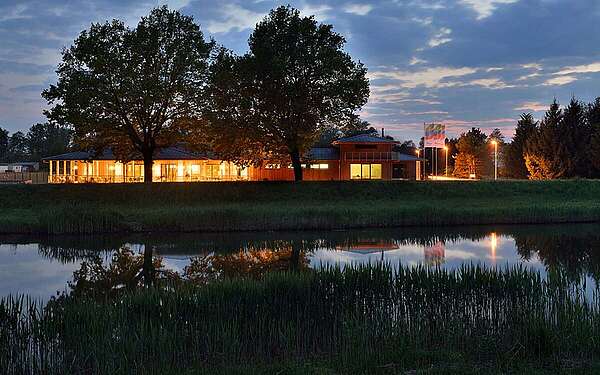 Traumhaus am Abend