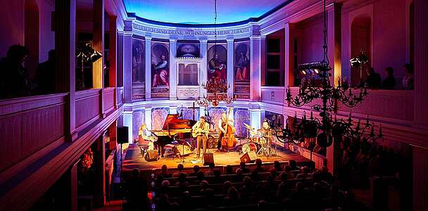 Konzert in der Schinkelkirche Neuhardenberg