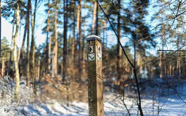 Wanderweg bei Raben