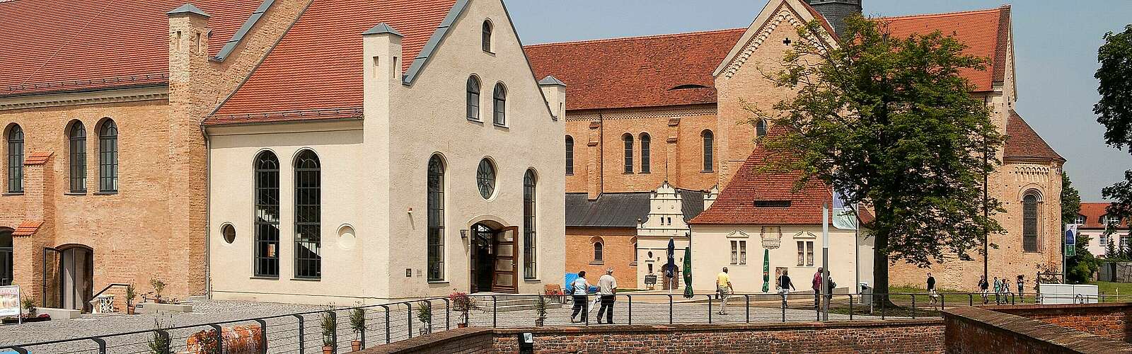 Evangelische Zisterzienserklosterkirche in Doberlug,
            
        
                Foto: AG HIS Arbeitsgemeinschaft Städte mit historischen Stadtkernen/Erik-Jan Ouwerkerk