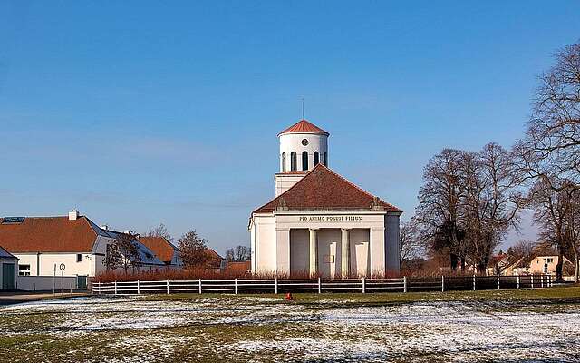 Schinkelkirche Neuhardenberg