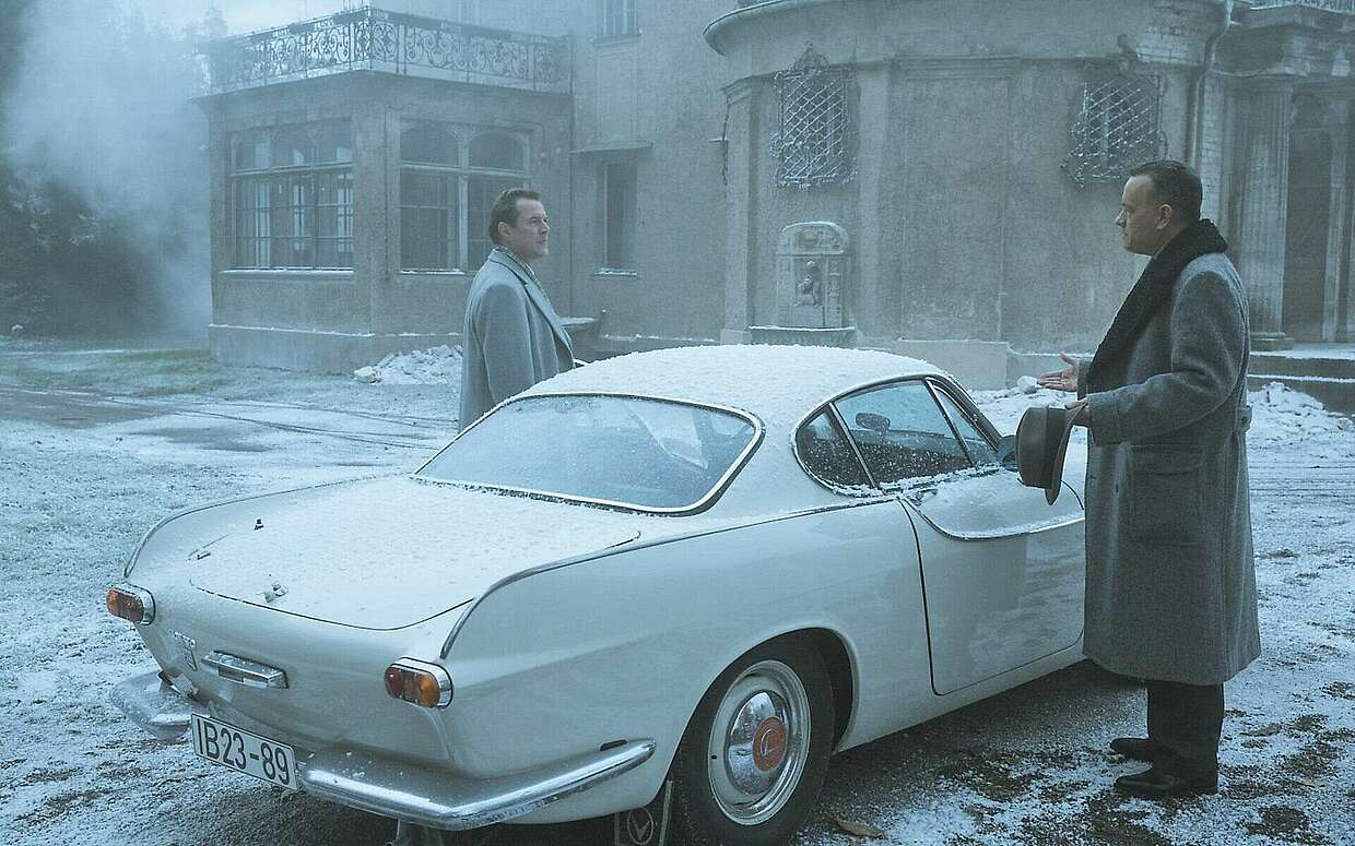 Tom Hanks und Sebastian Koch beim Dreh vor Schloss Marquardt