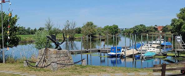 Wasserwanderrastplätze und Liegeplätze