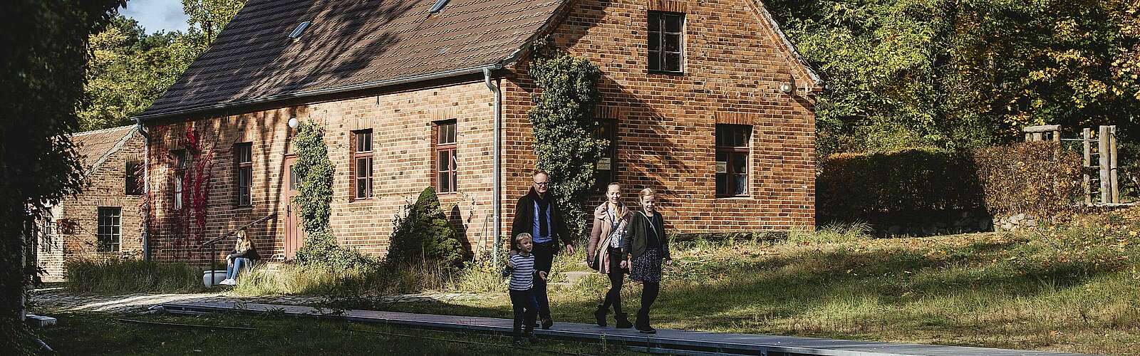 Familienspaziergang in Glashütte,
            
        
                Foto: TMB Tourismus-Marketing Brandenburg GmbH/Madlen Krippendorf